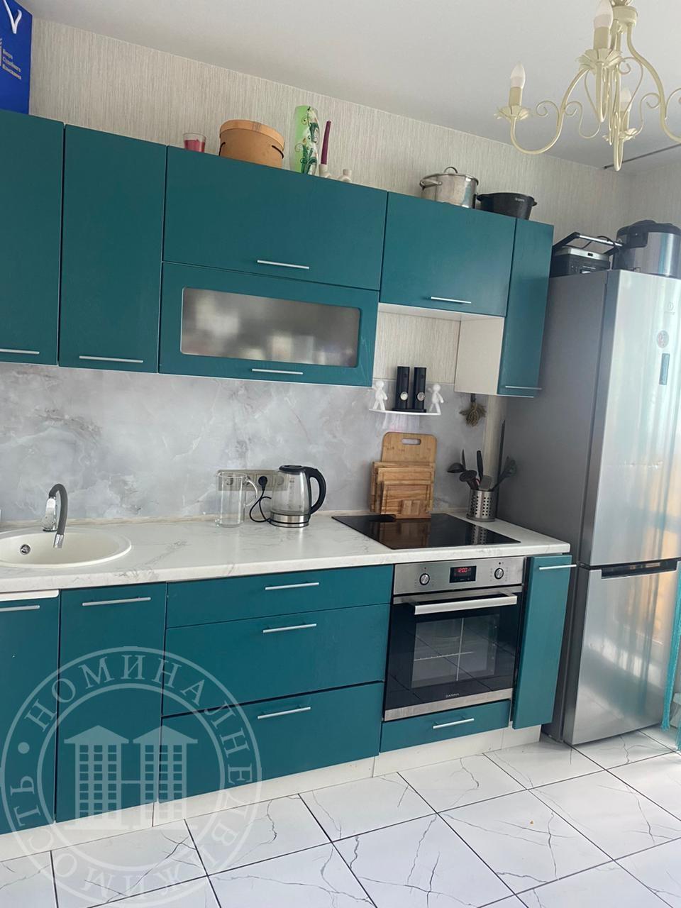 Продается просторная 2х комнатная квартира очень теплая и светлая в надежном панельном доме на 1 этаже с развитой инфраструкторуй и удобной траспотрной развязкой.
Один взрослый собственник.

Быстрый выход на сделку.
Ключи в агентстве! Записывайтесь на просмотр!

Уважаемый Покупатель! Если Вы клиент 