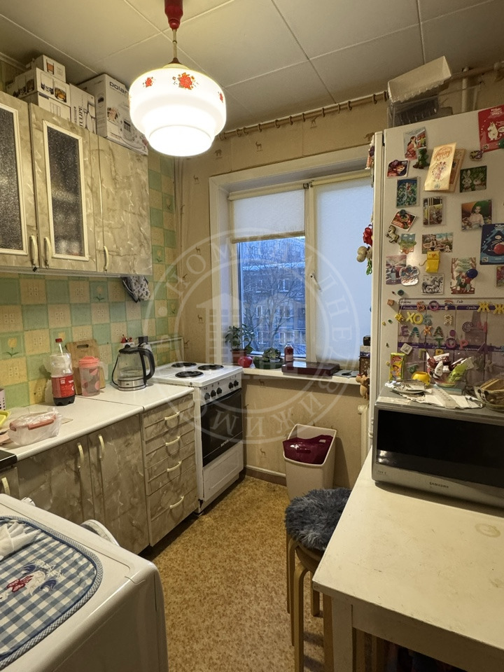 
В продаже уютная двухкомнатная квартира в Новосибирске!

Почему стоит выбрать именно эту квартиру:

Удачное расположение.
В шаговой доступности — станция метро: быстро и удобно добираться до любой точки города.

Развитая инфраструктура. Рядом находятся:
детские сады;
школы;
детская поликлиника;
тор